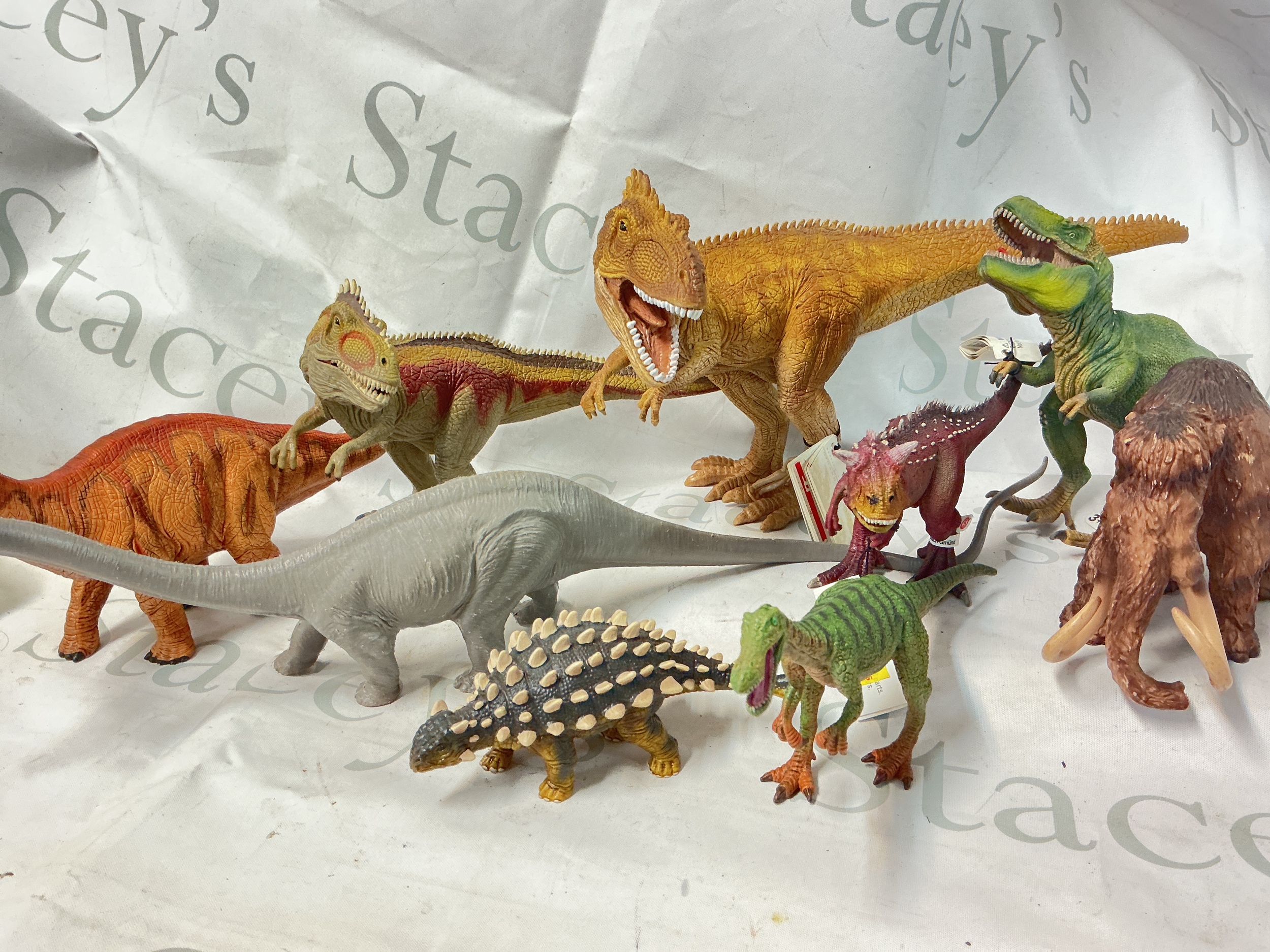 A Collection Of Schleich And Others Plastic Dinosaur Figures. No Reserve.