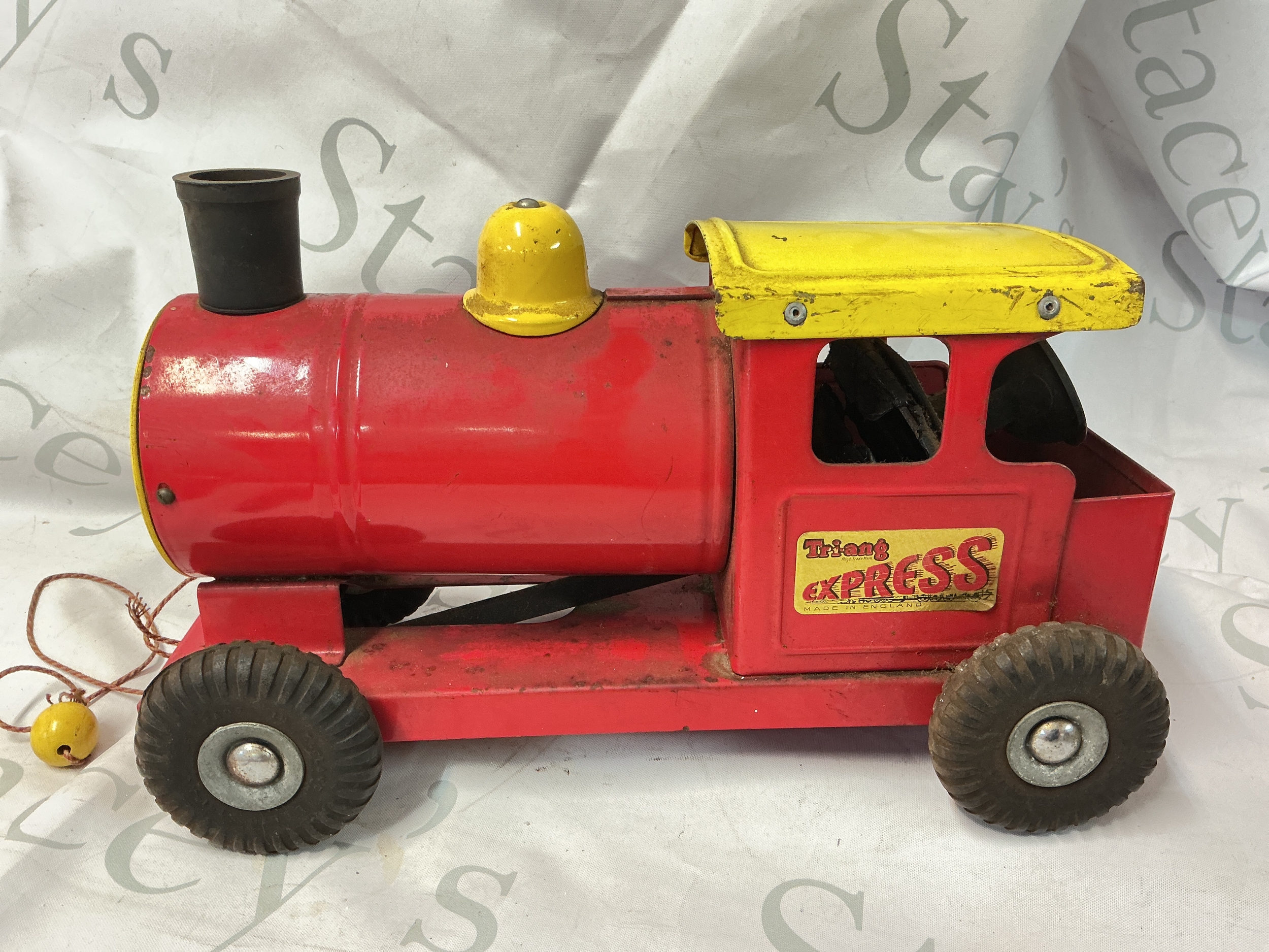 A Tri-Ang Puff-Puff Tin Plate Train.