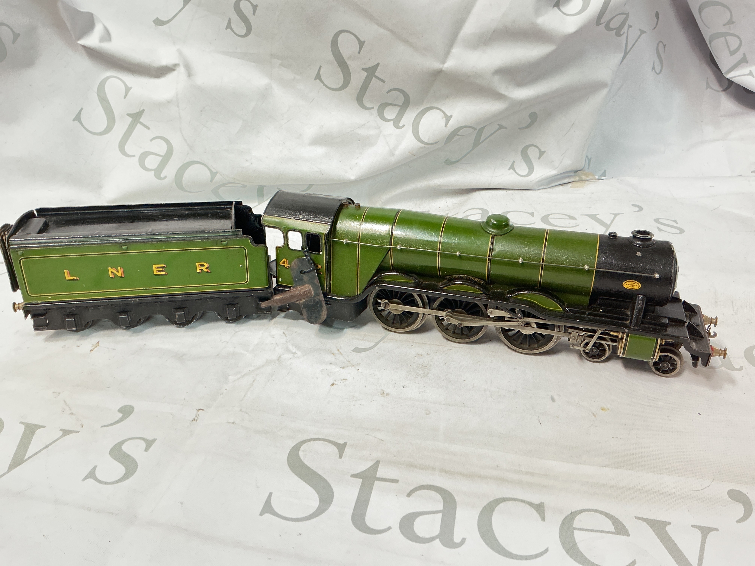 A Clockwork Basset Lowke 0 Gauge Flying Scotsman, with Key.