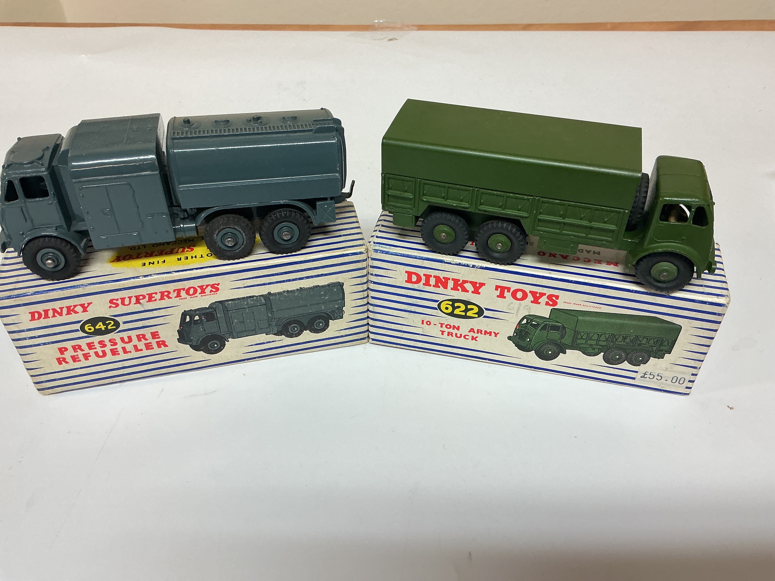 A Boxed Dinky Pressure Refueller #642 And A 10-Ton Army Truck #623. No Reserve.