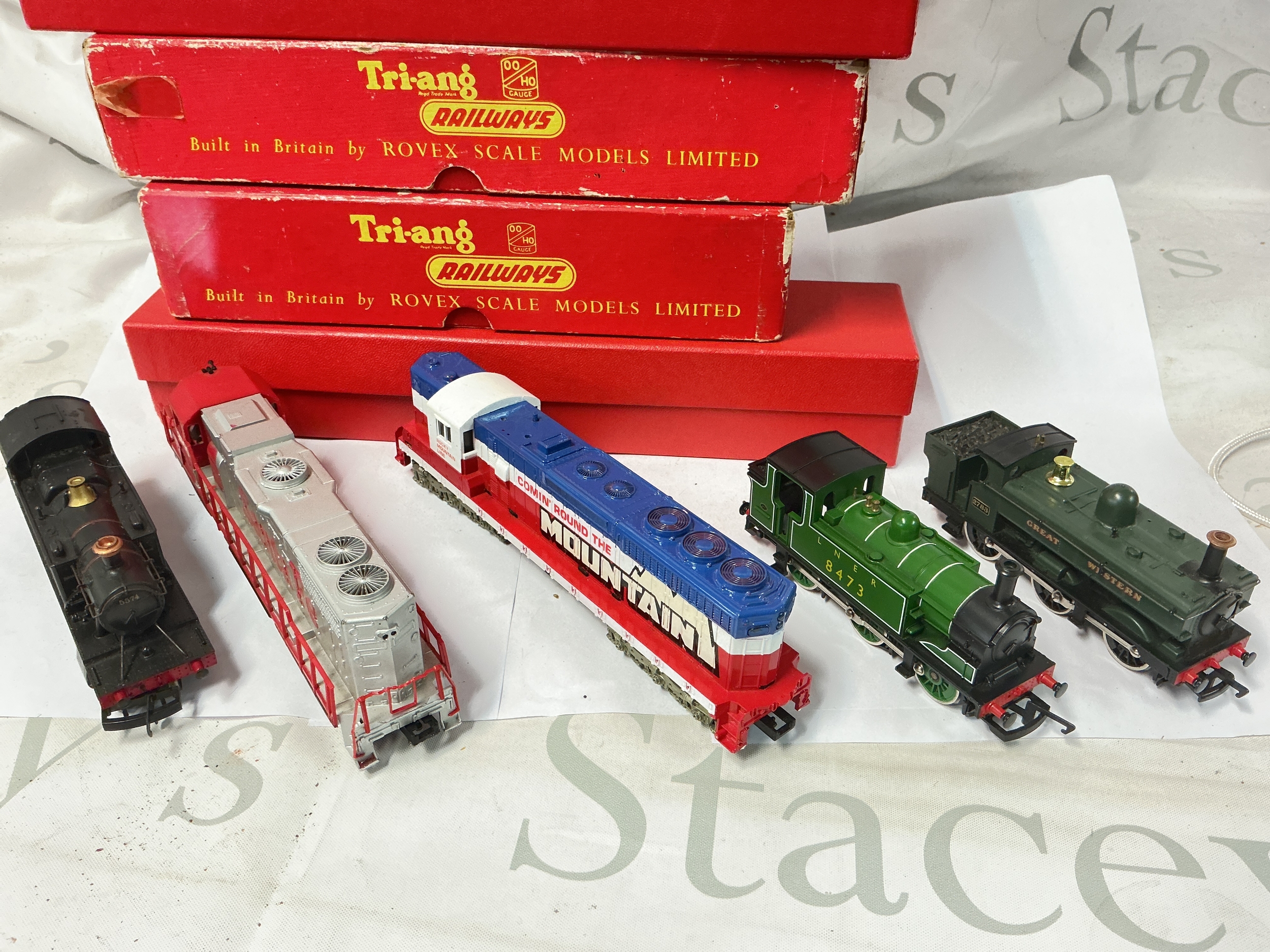 A Collection Of 5 00 Gauge Locos, Including Tyco, Hornby And Lima No Reserve.