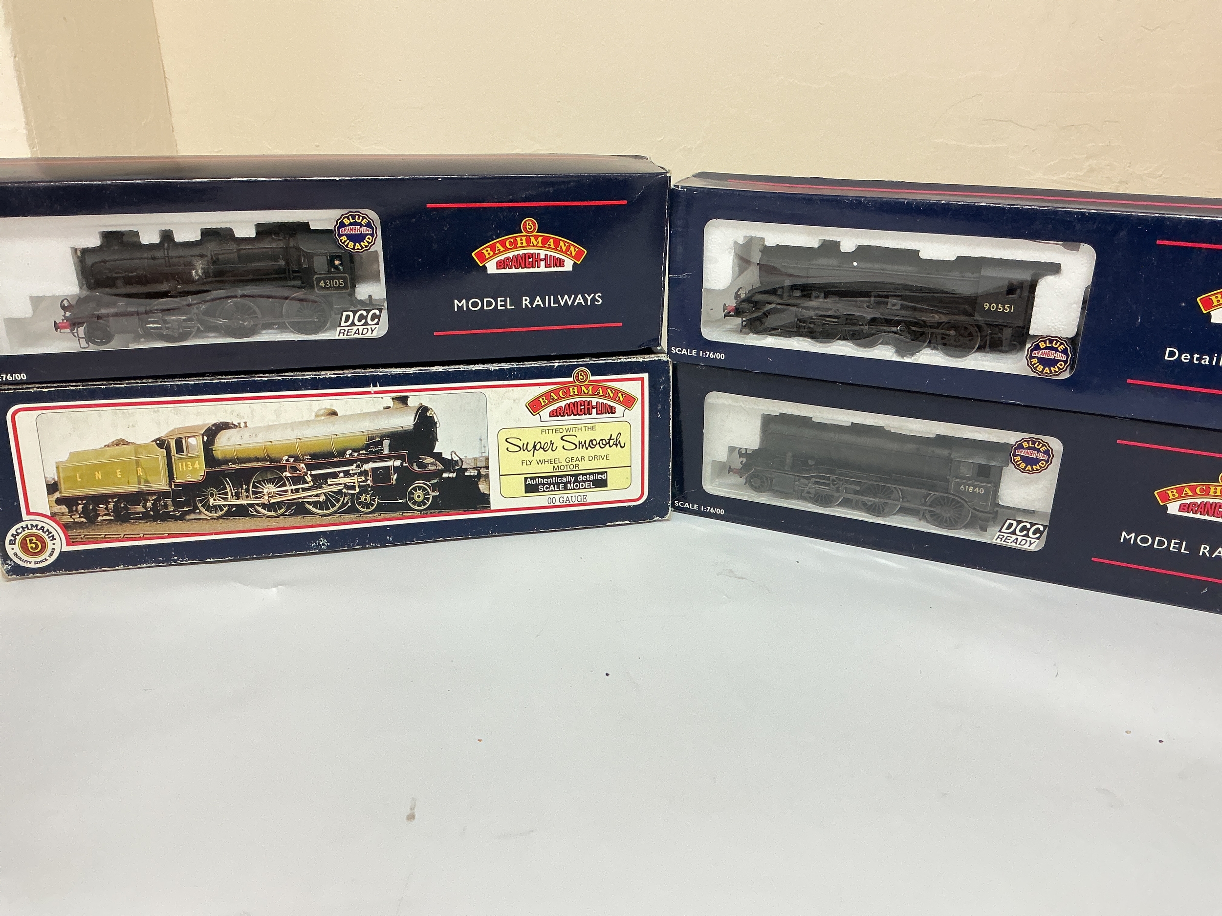 4 X Boxed Bachmann 00 Gauge Locomotives In Wrong Boxes. No Reserve.