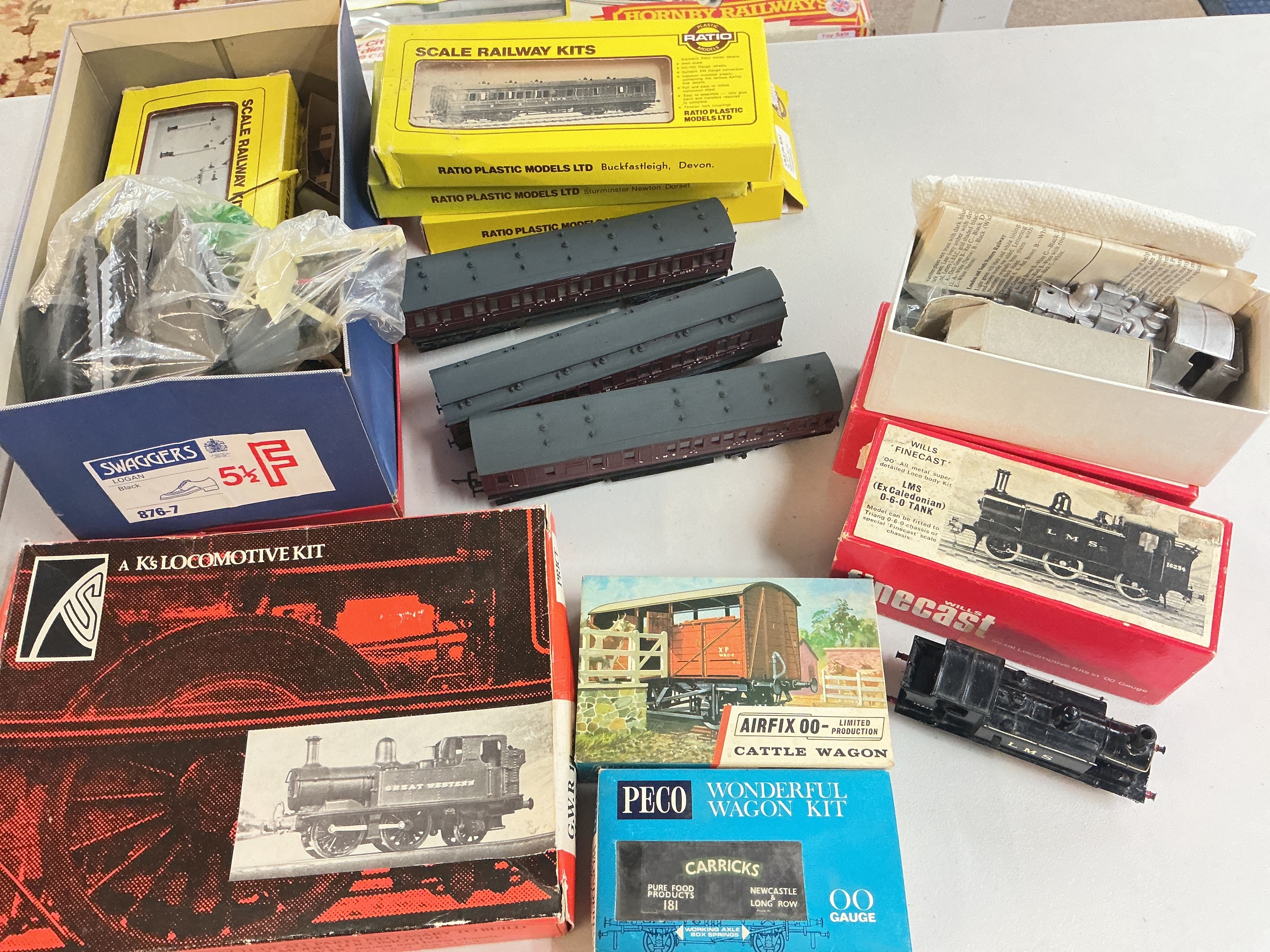 A Collection Of Boxed Built/Part Built 00 Gauge Model Kits Including Finecast, Ratio Etc.No Reserve.