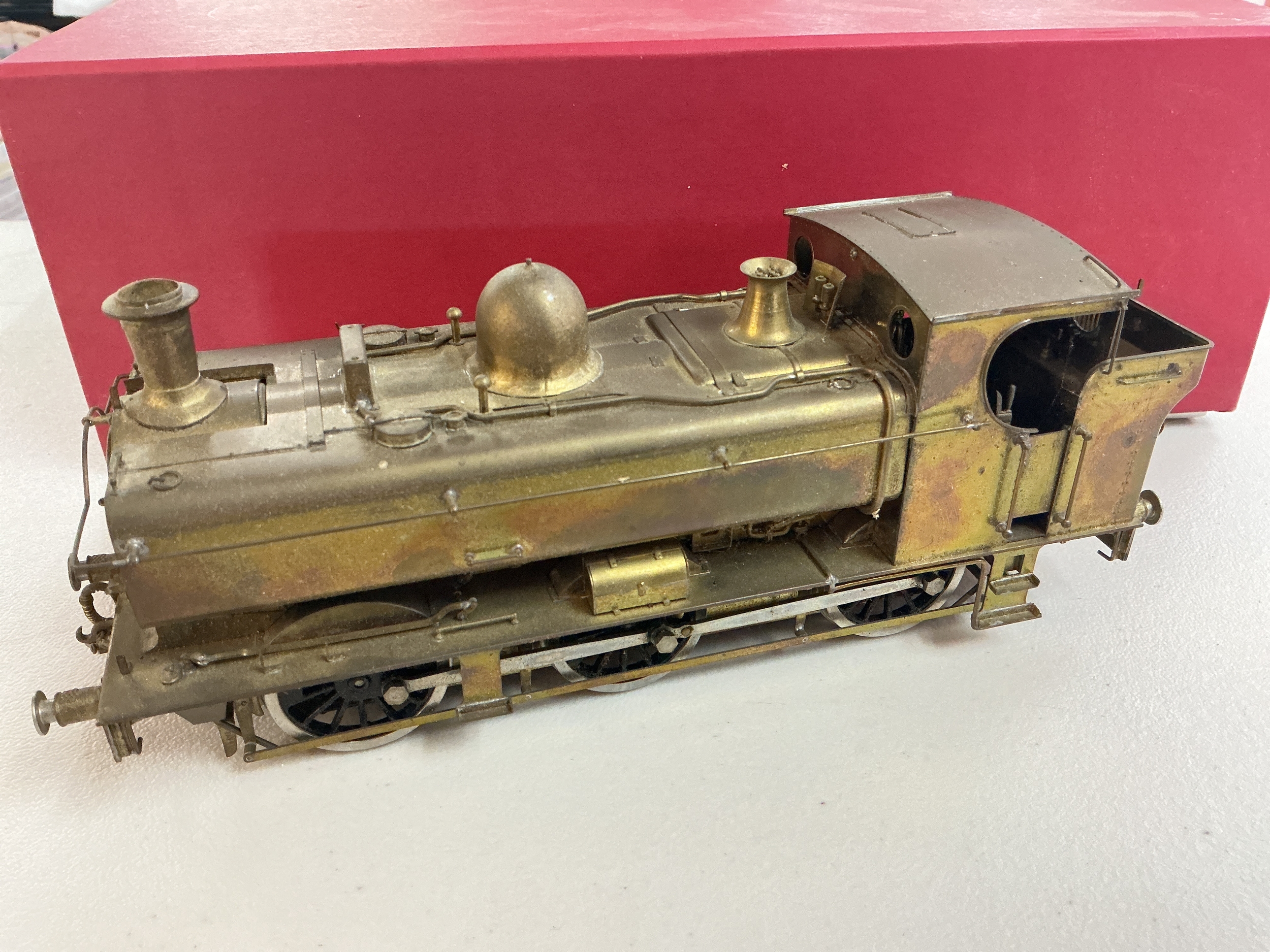 A Boxed Tower Models 0 Gauge GWR Class 57XX/8750 Brass Model Ready To Run. Unpainted.