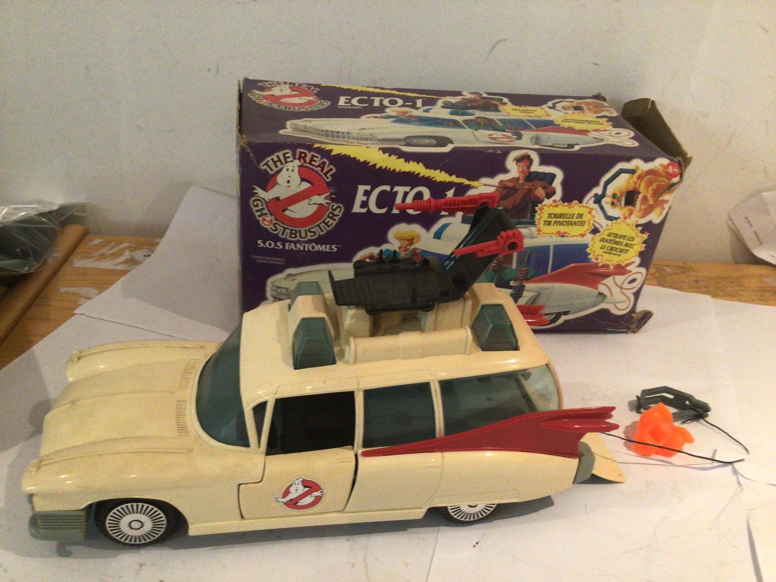 Vintage ECTO-1 Ghostbusters car with accessories.  Original box included.  No reserve