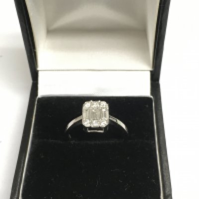 A 14ct white gold solitaire diamond ring, approx 2.2g and approx size M-N. Shipping category A.