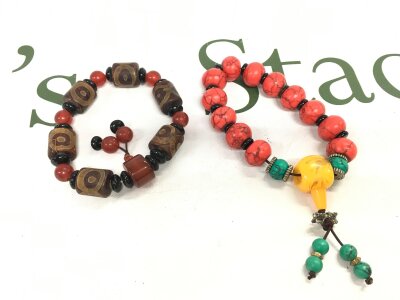 Two prayer bracelets, no reserve