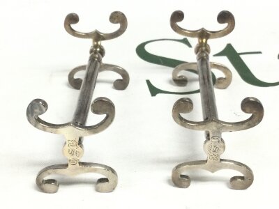 Two silver hallmarked knife rests, 8cm wide. 75g total weight