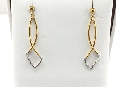 A pair of 9ct gold drop earrings. 3.39g and approximately 40mm length