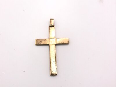 A 9ct gold cross pendant. Approximately 56mm
10.47g