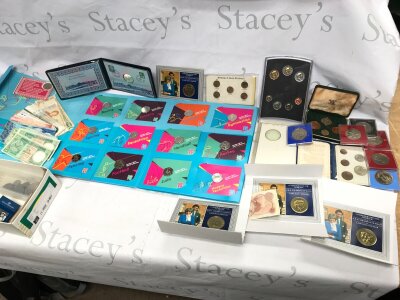 Various coins including 2012 Olympics various bank notes etc.