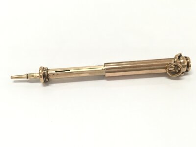 A 9ct gold S. Morden propelling pen. 23.7g total weight