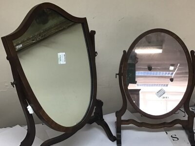 Two late George III dressing mirrors and an occasional table with a circular top (3)- NO RESERVE