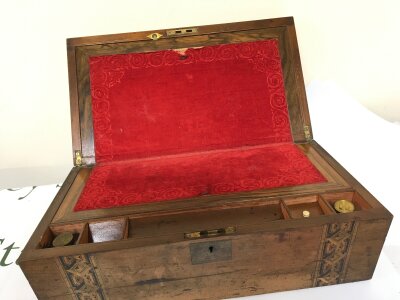 A Late Victorian large inlaid walnut writing slope with a well fitted interior. 45cm wide 18cm high.- NO RESERVE