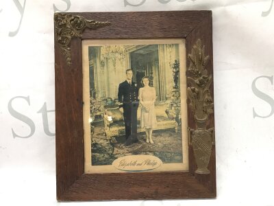 A framed queen Elizabeth and Phillip picture circa 1947, frame 10" x8.5".
