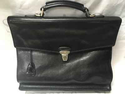 The bridge briefcase