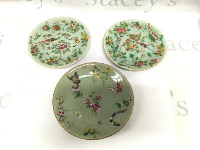 Three Canton porcelain wall plates, largest diameter approx 20cm- NO RESERVE