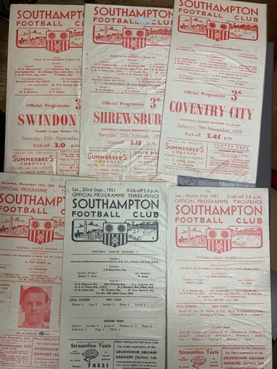 Bournemouth Portsmouth Swindon + Southampton Football Programmes: Home programmes starting of with a one per club per season collection but with many more added over the years. (Quantity in box)