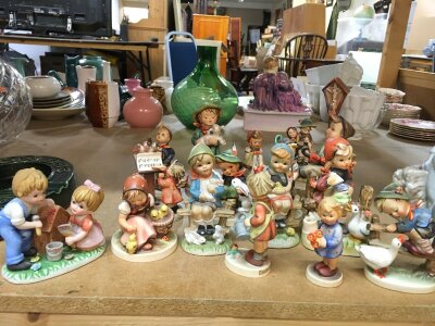 A Collection of Hummel figures W.Goebel