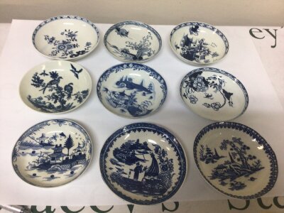 A collection of ten 18th English porcelain tea plates decorated in the Chinese taste some cracks most without obvious damage (10)