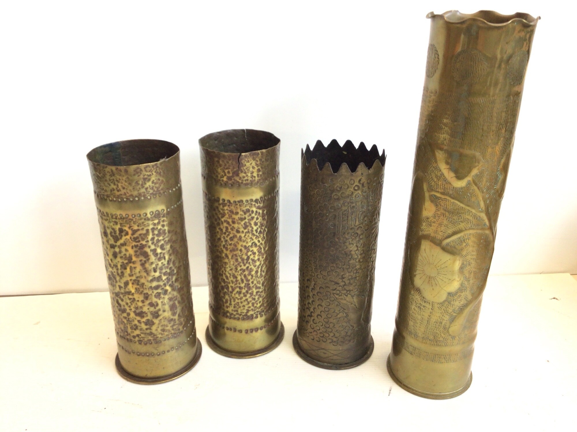 Four I world war Trench Art shell cases Hight 35cm (4)