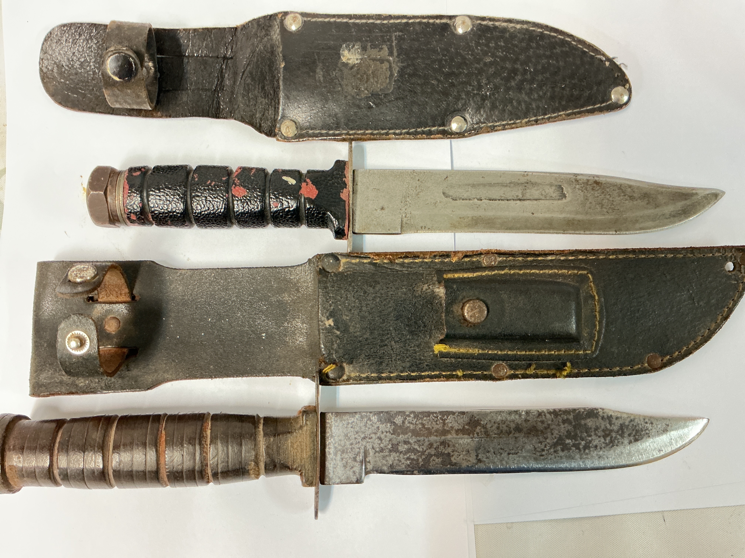 2 WW2 USA Combat Knifes.