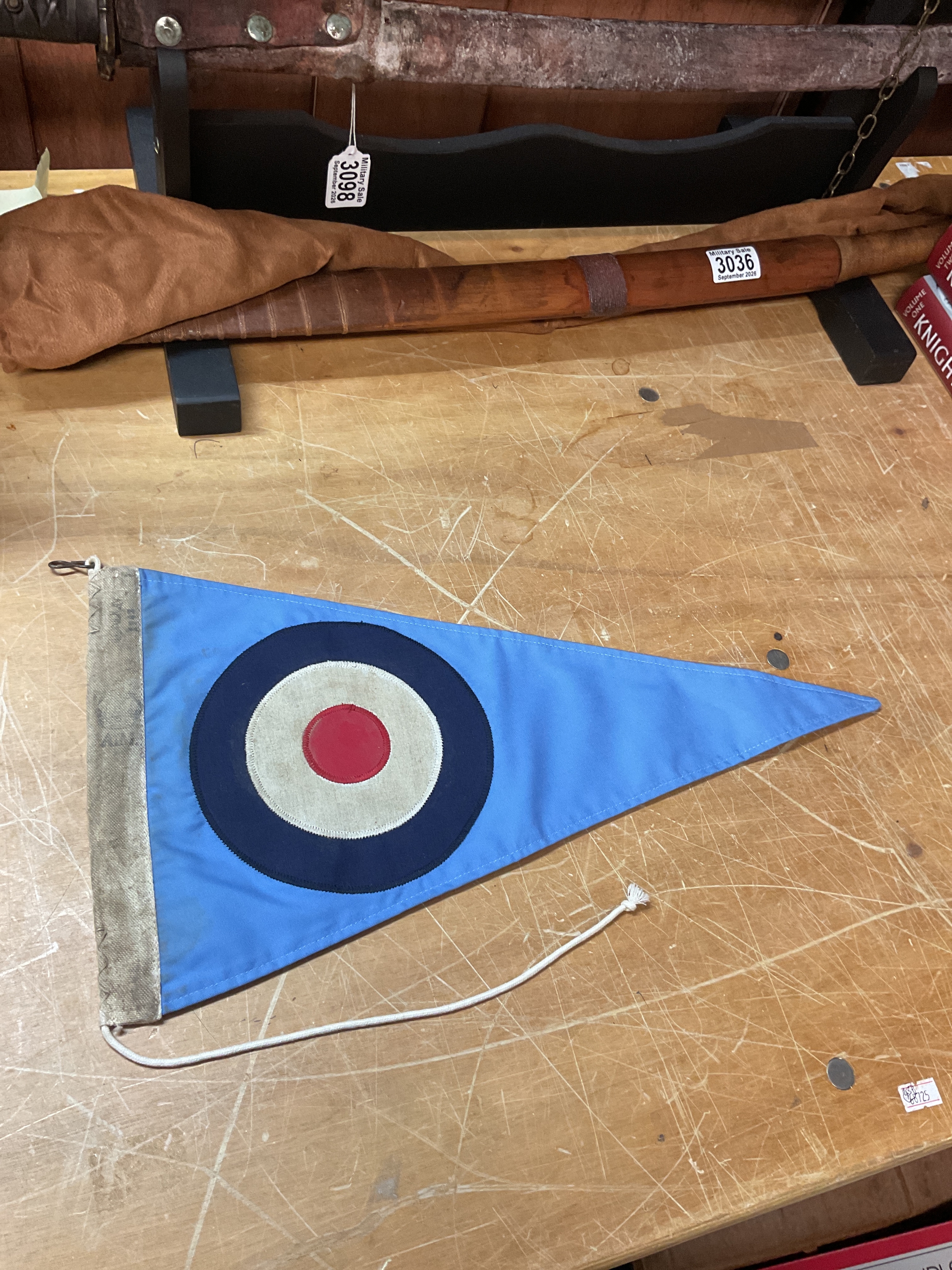 WWII Dated RAF flag London 1942 and AM.
