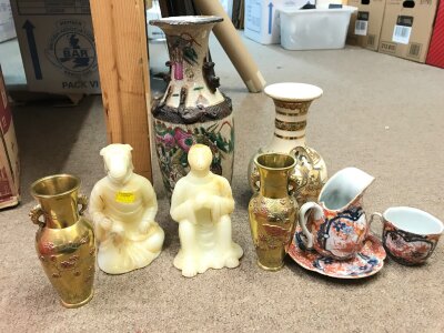 Collection of Chinese items including Imari ceramics, vases , figures