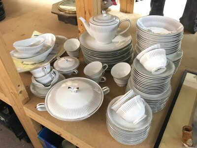 A Noritake dinner service in Biarritz pattern.