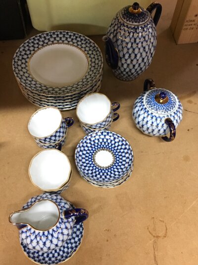 Lomonosov Imperial Russian St Petersburg Cobalt Net Coffee set including coffee pot, 6 cups, 6 saucers, six plates, cream jug and lidded sugar pot