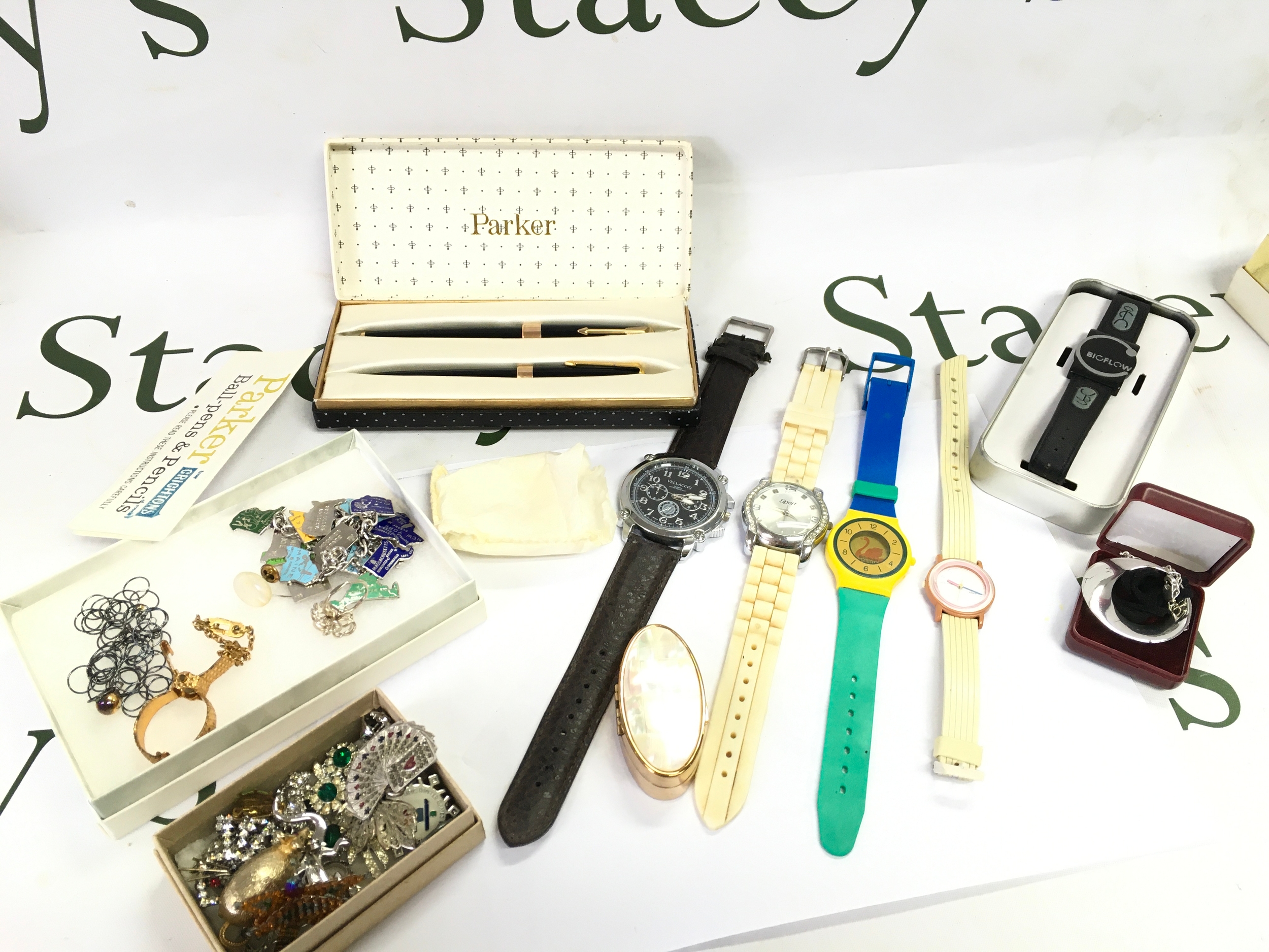 A collection of costume jewellery including watches, necklaces, bracelets etc 