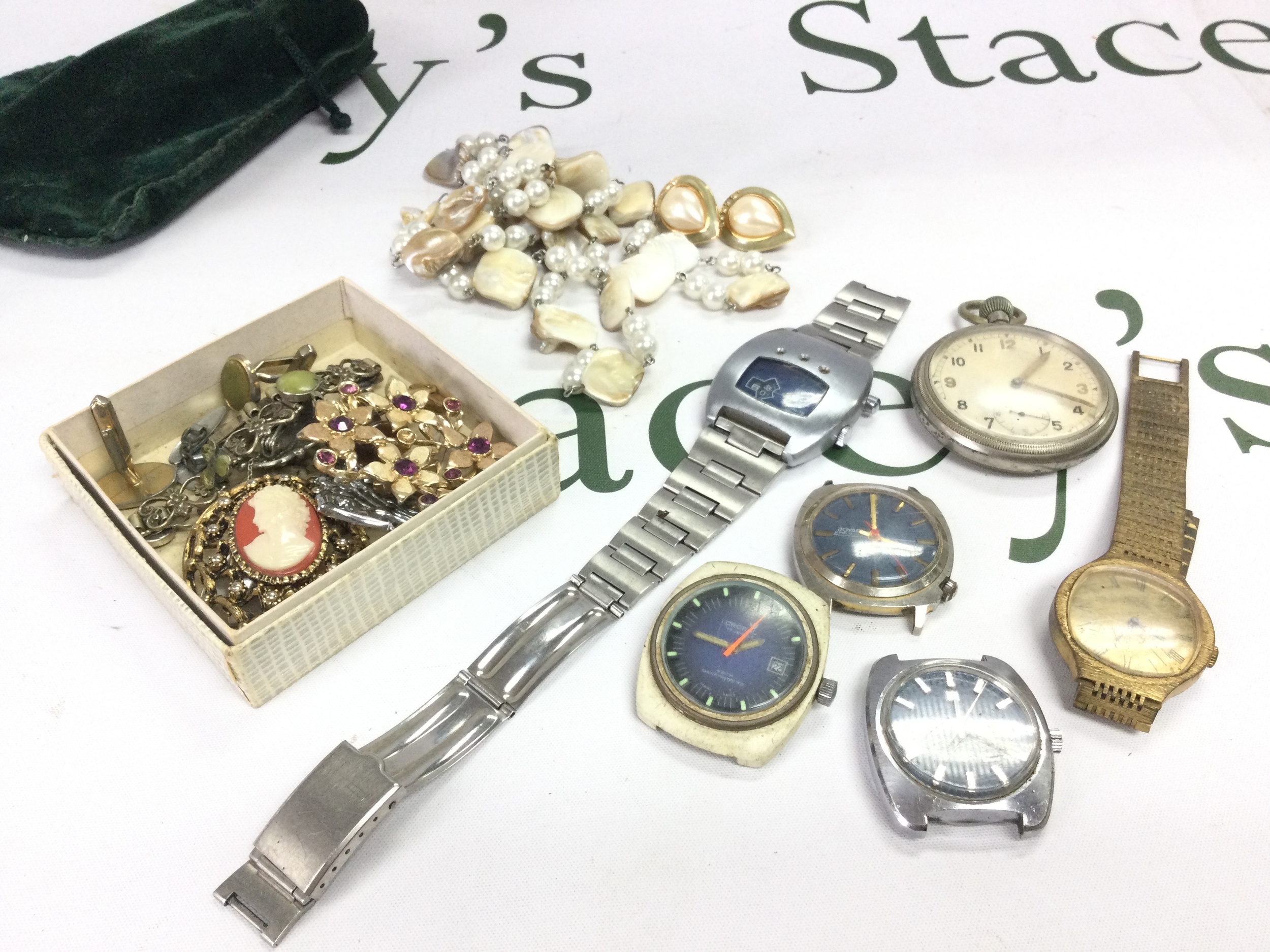 A quantity of vintage watches to include Tissot and Sicura and vintage jewellery items