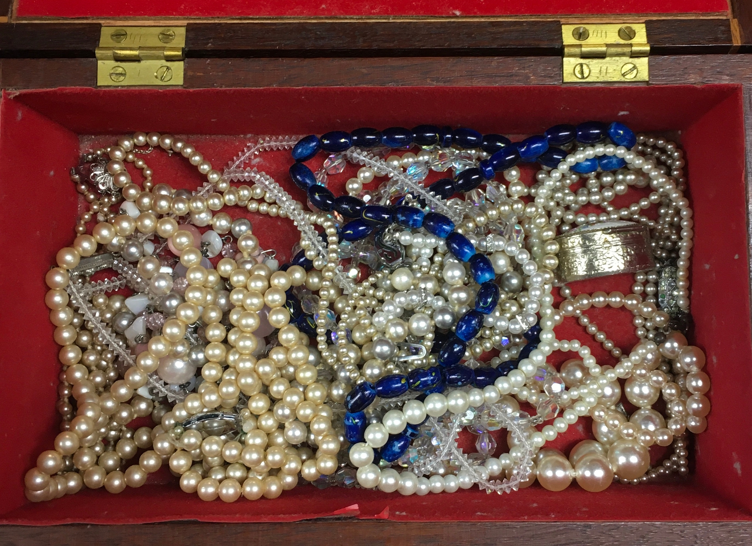 A box of assorted/ costume jewellery 