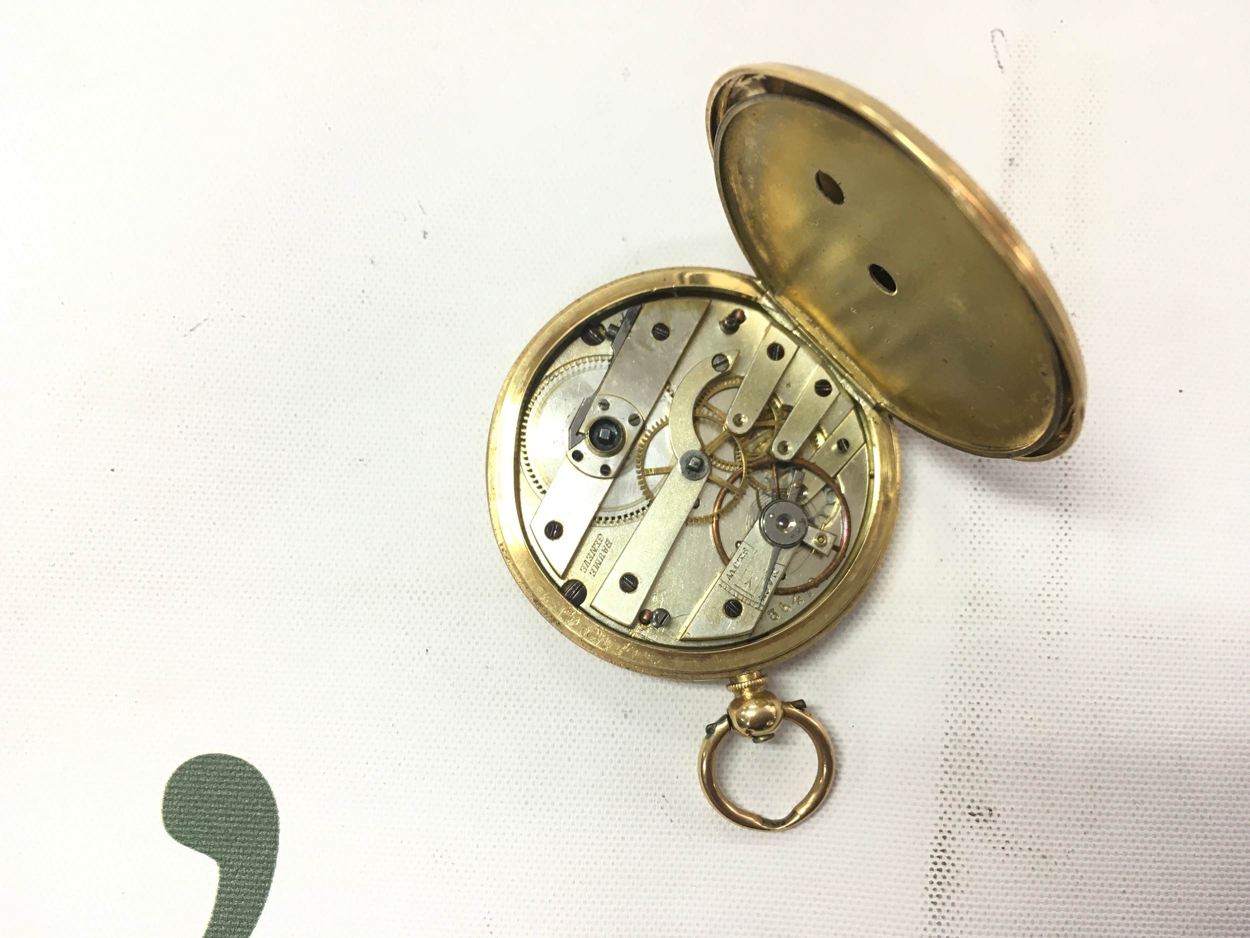 Baumé 18ct pocket watch 37mm. Weight 41.6g