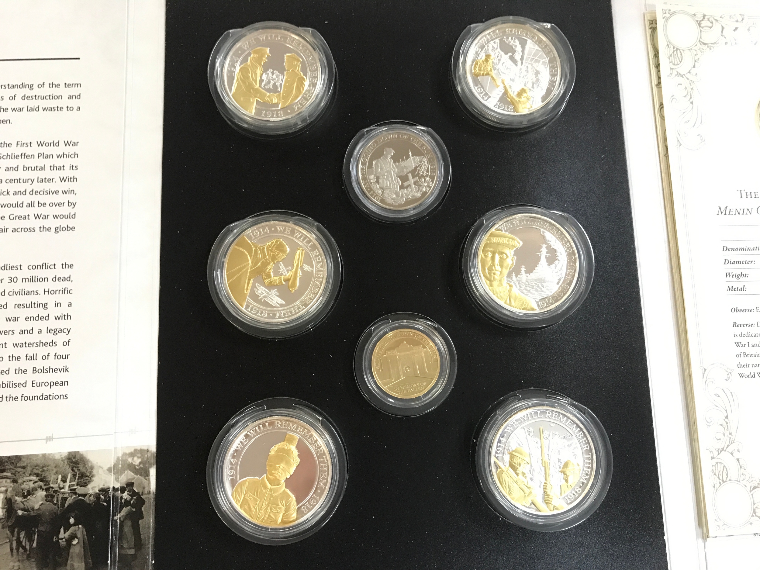 Flanders field set of coins with 9 karat centre coin