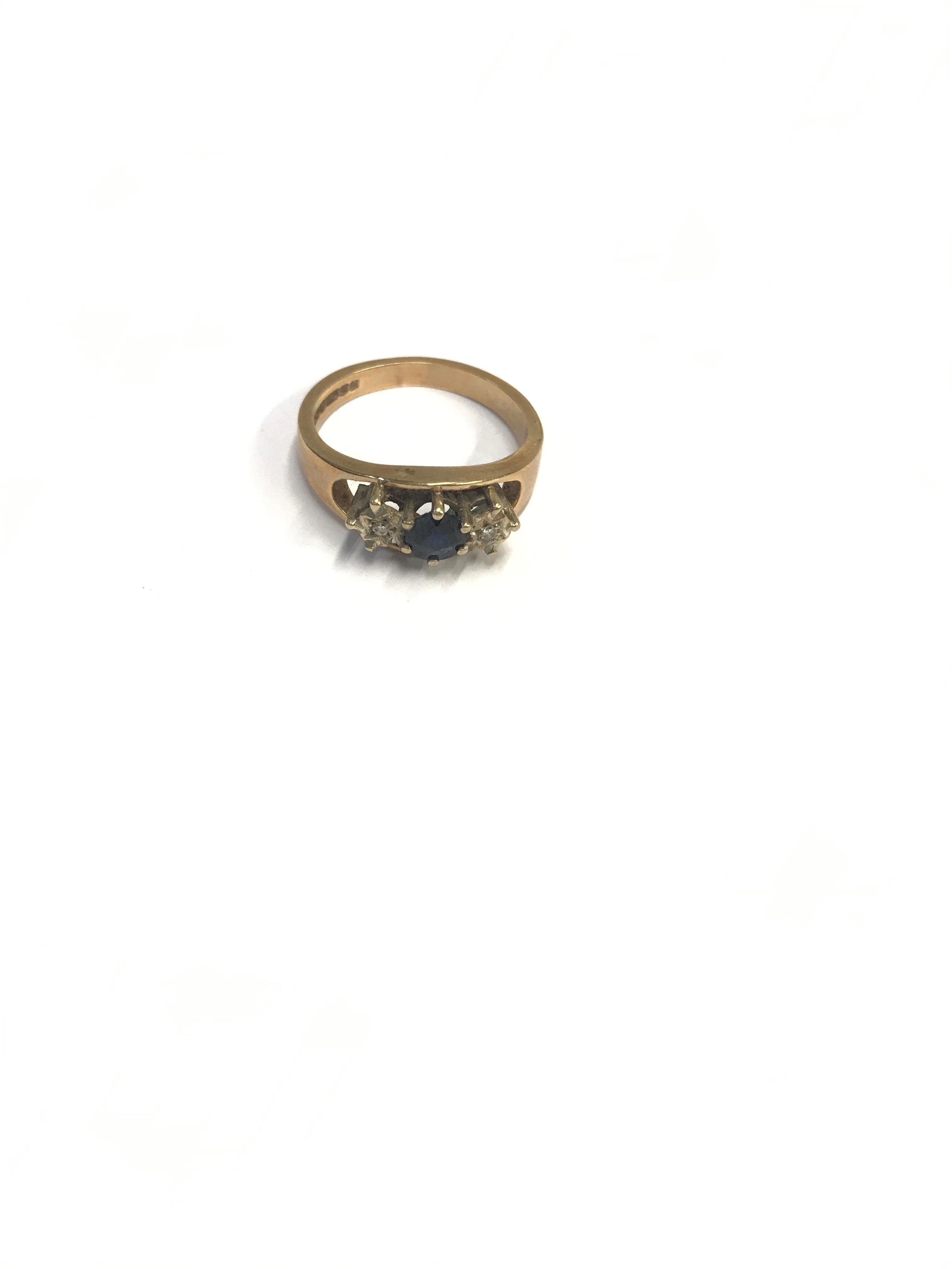 Gold ring set with sapphire and diamond size m 3.5g