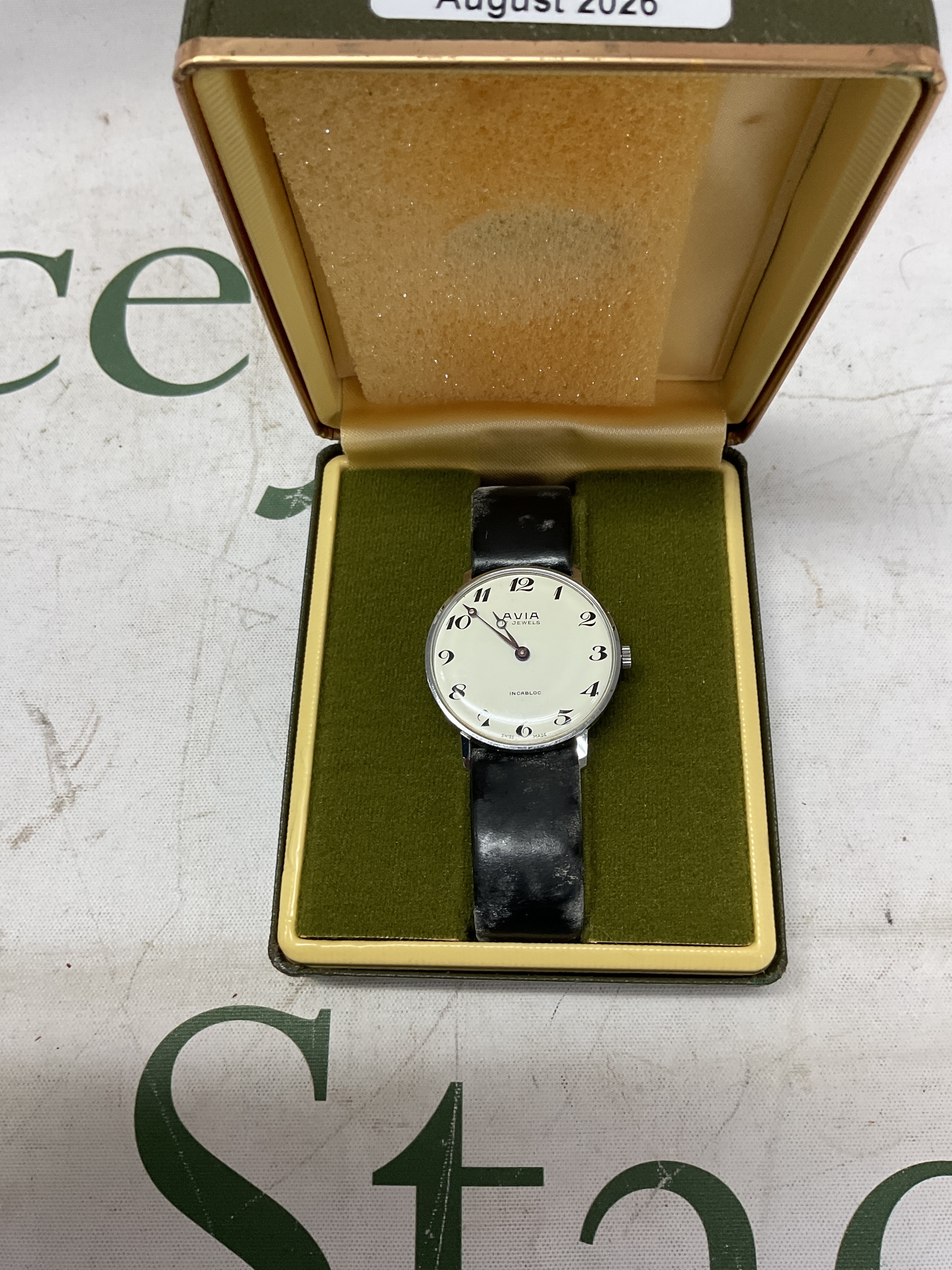Gents vintage Avia steel cased wristwatch.