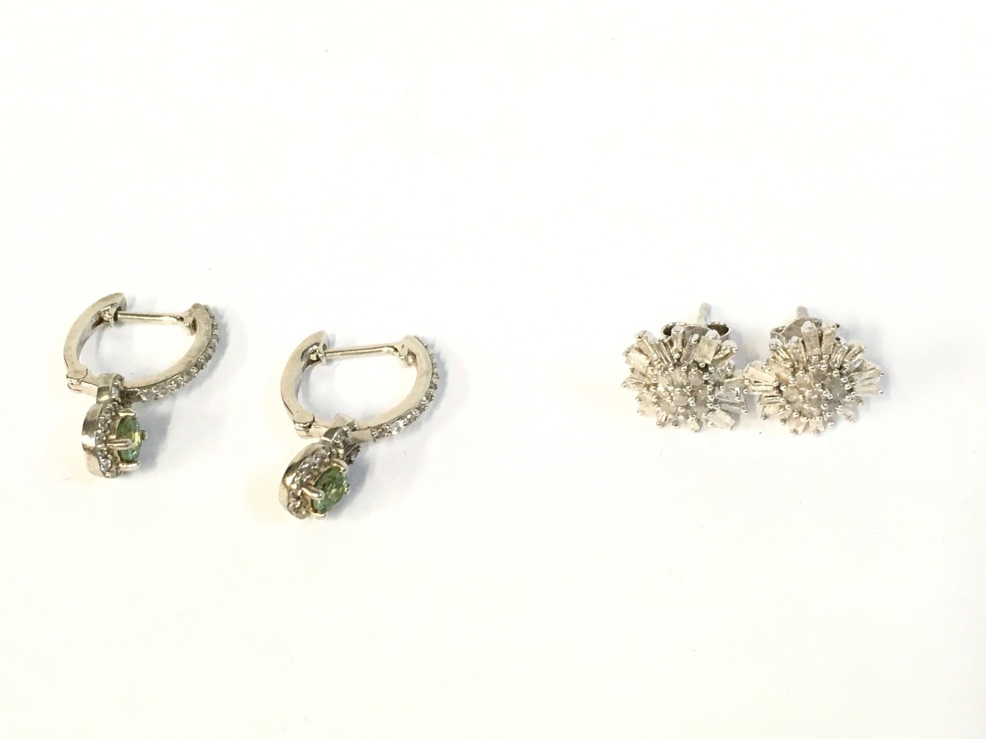 Two pairs of silver earrings. NO RESERVE