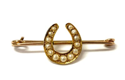 Edwardian gold and seed pearl horseshoe brooch, 1.8g