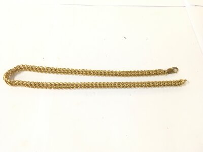 A 9CT Gold Chain Weighing 50g, Length Approximately 42CM.