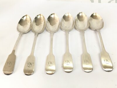 Six Georgian hallmarked silver teaspoons. 117.5g total weight