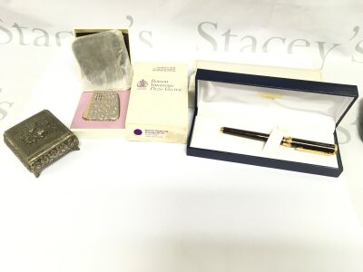 A Ronson lighter and Fountain pen both in boxes and a small metal trinket box