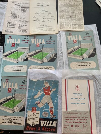 Aston Villa Home Football Programmes: No league matches as they appear to be unusual. Includes many Youth Cup from 50s and 60s, 55/56 Birmingham A Warwickshire Combination, 58/59 Tamworth Birmingham League,49/50 Birmingham friendly, The Army including Bob Stokoe, 57/58 v The Army L/Cpl R Charlton (Bobby) playing. Many single sheets to include Youth Cup matches v 56 Pegasus, Coventry, Hull, 59 Wolves and much more including 63 League Cup semi final. (est 60) C/W 84/85 bound volume and some handbooks etc.