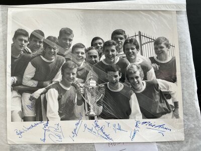 Arsenal Signed Football Team Groups: Large official photos sent by the club to vendor. 65/66 Youth Cup winners press photo with cup signed by 12. Others are large often in mounts and sometimes in card form with all signatures hand signed. Team groups include 89/90 pre season with championship trophy signed by 17, 95/96 signed by 10, 93/94 with both cups pre season signed by 17, 83/84 signed by 15, 92/93 pre season without both cups signed by 13. Nice items.