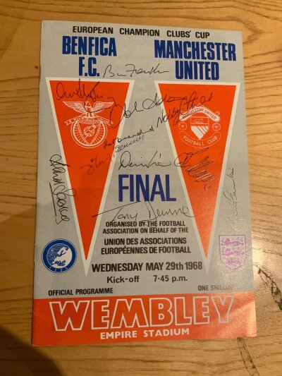 1968 Manchester United European Cup Winners Signed Programme: Original excellent condition final programme v Benfica. Signed to front by 11 including Charlton Dunne Sadler Law Crerand Stiles Foulkes Aston Brennan Kidd and Stepney. Obtained personally by vendor who used to arrange dinners in their honour.