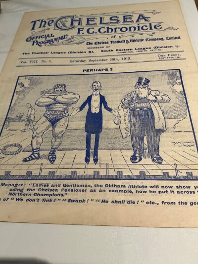 1912 - 1913 Chelsea v Oldham Football Programme: Fold out programme with no team changes in good condition for the match on 28 September 1912.