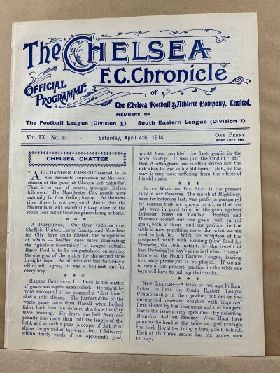 1913 - 1914 Chelsea v Portsmouth Football Programme: Ex bound volume with no team changes. Programme also covers the London League match between Barking and West London Old Boys.