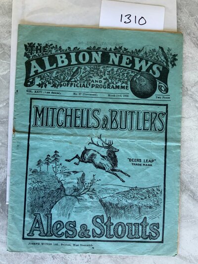 1934 - 1935 West Brom v Chelsea Football Programme: Division 1 match programme in good condition with no team changes. Folding and rusty staple holding firm.