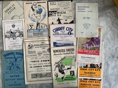 1940s + 1950s Football Programmes: Includes 47/48 Hull v Middlesbrough, 48/49 Newcastle v Stoke, Norwich v Brighton sof, 49/50 Blackburn v Preston, Luton v Tottenham, Carlisle v Southport, 50/51 Liverpool v Saarbrucken festival of Britain, 51/52 Torquay v Northampton, Accrington v Southport, Notts Forest v Notts County and more. Mainly good. (26)
