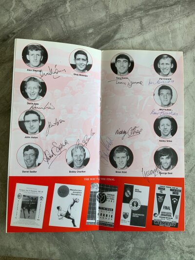 Manchester United 1968 European Cup Winning Team Signed Menu: Direct from the family of vendor who arranged this dinner in their honour in 2000. By their picture each player that played in the final excluding Shay Brennan has signed neatly in biro to include Best Charlton and Law who did not play. Inside it states as this function was being organised we were sad to hear of the passing of Shay Brennan. (11 autographs)
